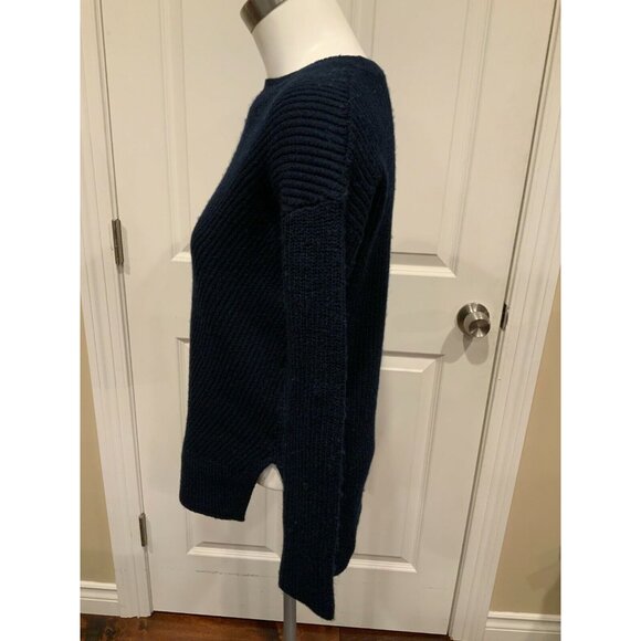 Athleta Navy Blue Knit Sweater W/ Crew Neck, Size XXS (US) - Picture 4 of 8